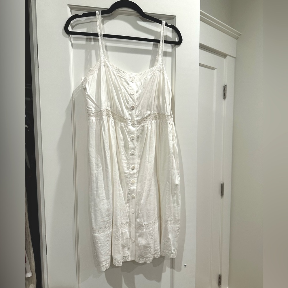 NWOT Reformation linen white lace dress
